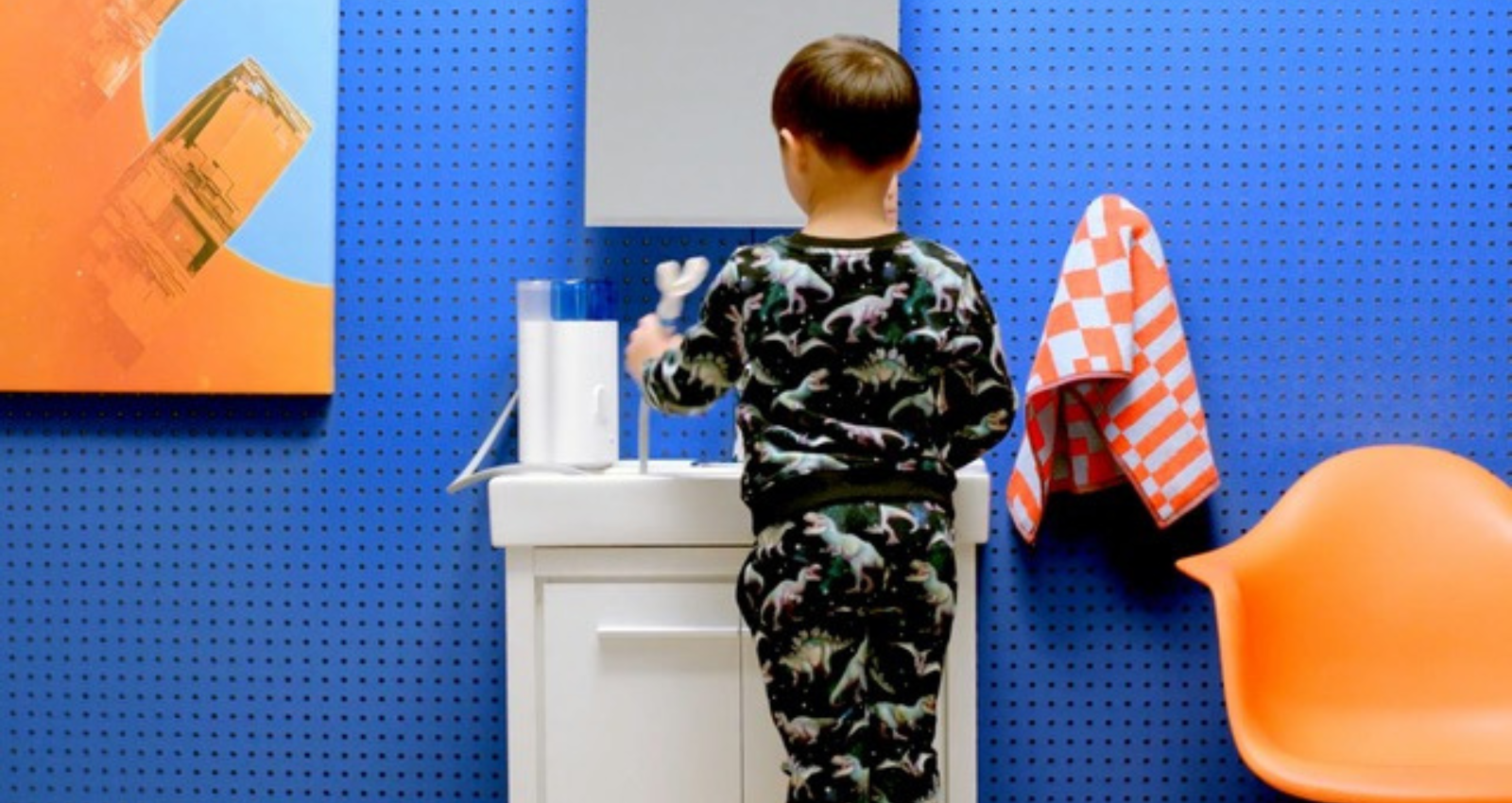 Dental health products to help children with special needs brush their teeth