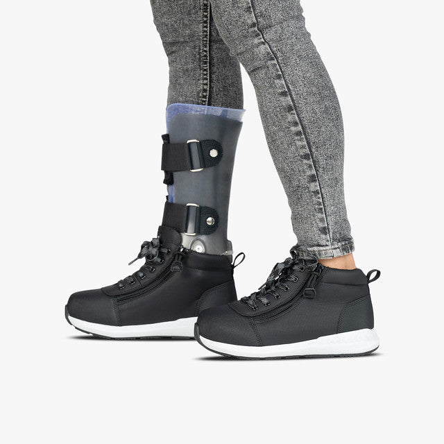 Billy Footwear (Kids) - Rugged Black BILLY Goat DZ High