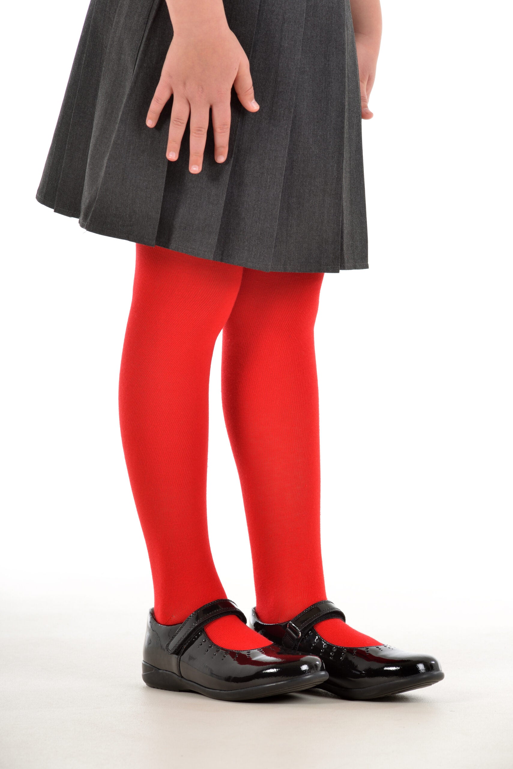 Sting - Red Hearts_ Jersey - Rose coloured jersey leggings for small  children in organic cotton with a red heart print - Molo